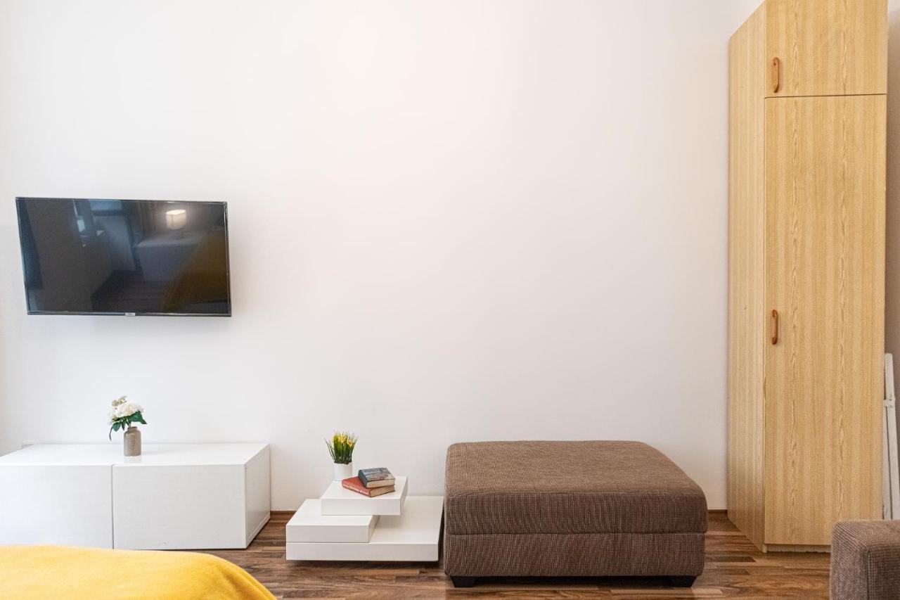Peaceful 1Br Apt. Near Metro Station Langenfeldg. Apartment Viena Exterior foto