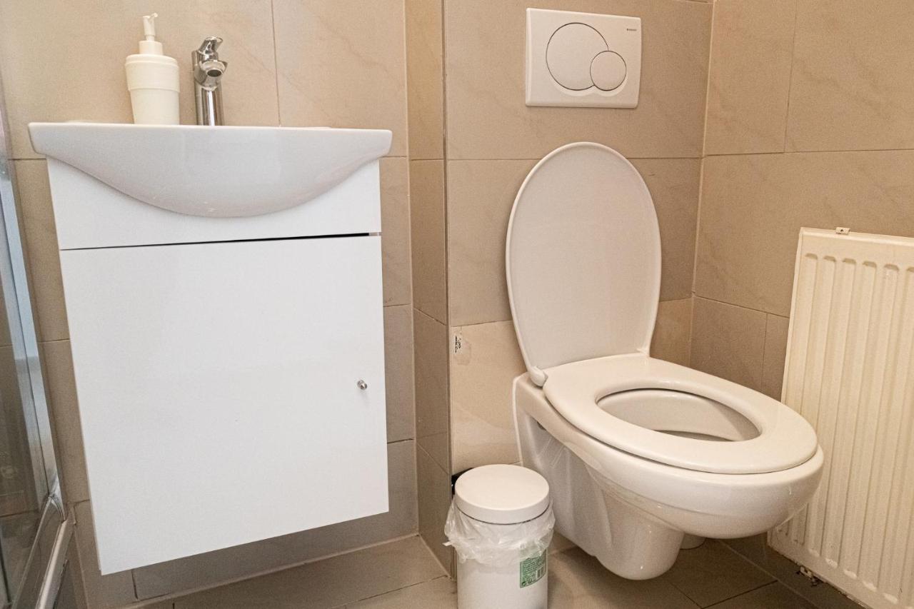 Peaceful 1Br Apt. Near Metro Station Langenfeldg. Apartment Viena Exterior foto