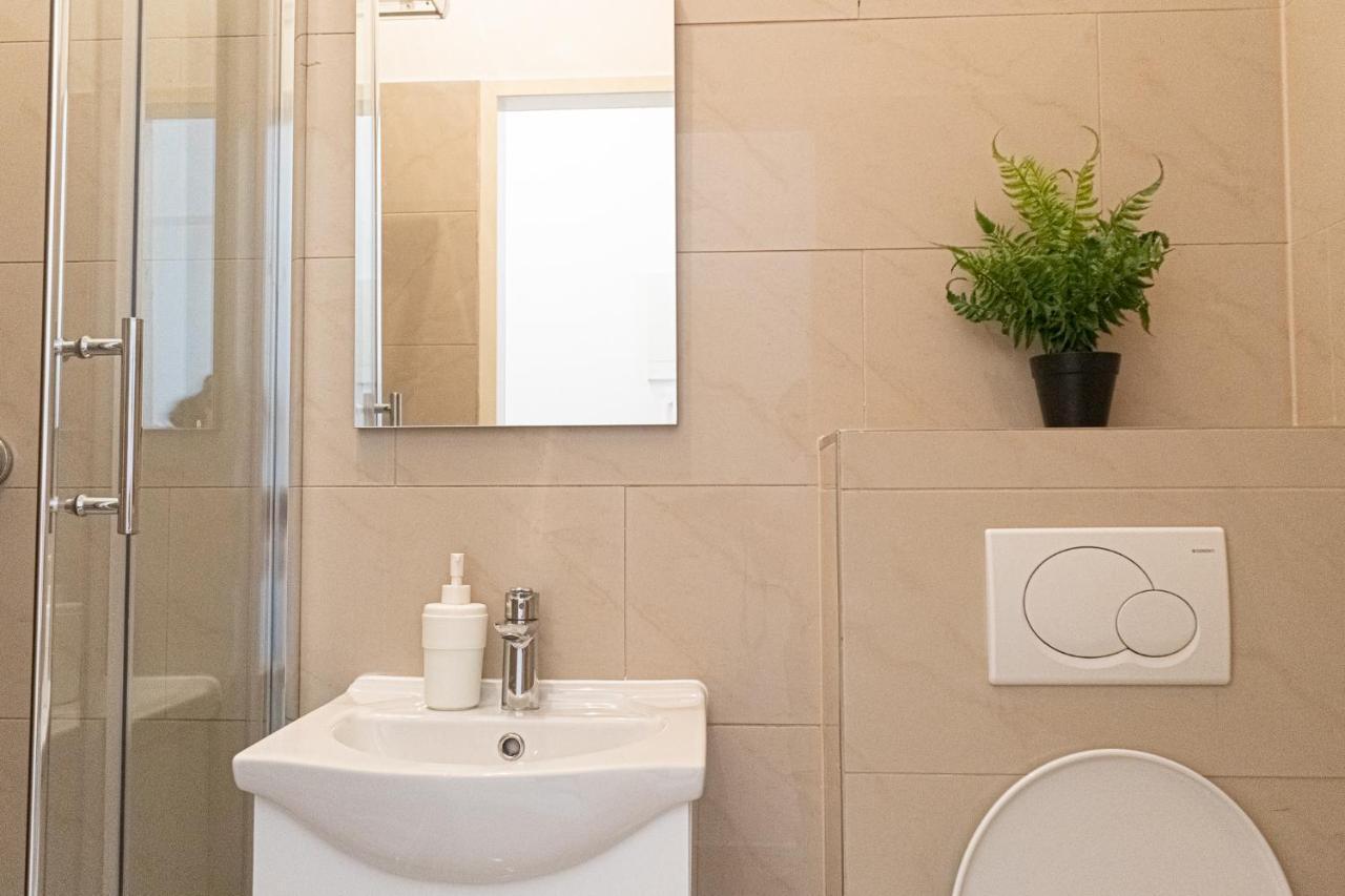 Peaceful 1Br Apt. Near Metro Station Langenfeldg. Apartment Viena Exterior foto